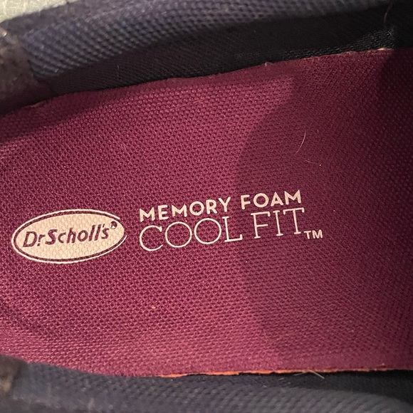 Dr. Scholls women’s Madison Slip On Sneaker. Navy. Size 8 - Picture 7 of 8